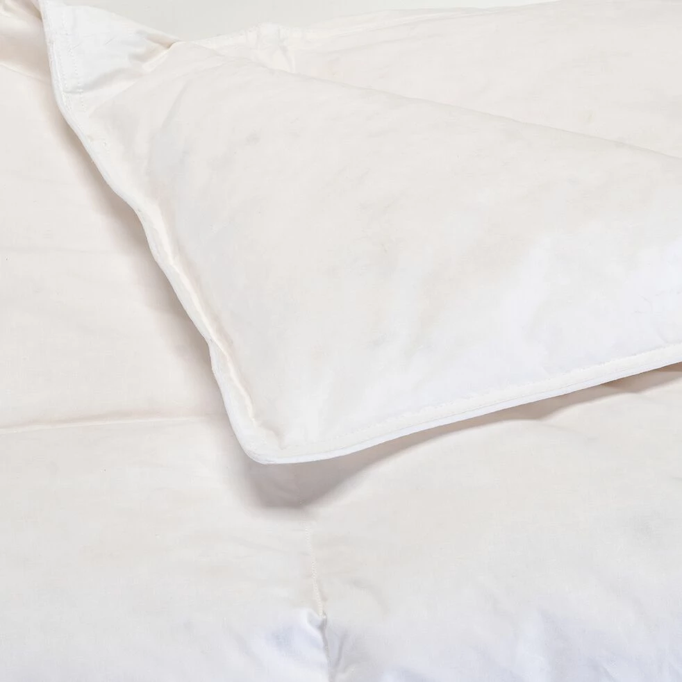 CANTABRIE - Couette Légère En Percale De Coton Et Duvet De Canard - Blanc 260x240cm 4 CANTABRIE - Couette Légère En Percale De Coton Et Duvet De Canard - Blanc 260x240cm – Image 2