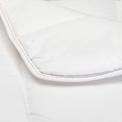 DANAE - Couette Chaude à Bouillir - Blanc 140x200cm -chambre à coucher Soldes COUETTE DANAE 27328064 Z 1