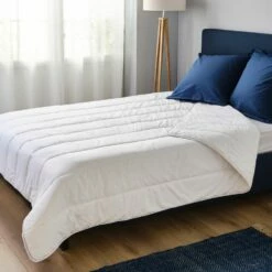 HELENA - Couette Légère Synthétique Antiacarien Et Antibactérien - Blanc 140x200cm -chambre à coucher Soldes COUETTE HELENA 27328101 A 1