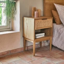 ARTHURA - Table De Chevet En Acacia Et Rotin 1 Tiroir L45xl36xH63cm - Bois Clair 12 ARTHURA - Table De Chevet En Acacia Et Rotin 1 Tiroir L45xl36xH63cm - Bois Clair -chambre à coucher Soldes Chevet 1t 1 niche ARTHURA 26735726 A 1