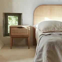 CALLISTA - Table De Chevet En Bois Et Cannage 1 Tiroir L45xl40xH50cm - Bois Clair