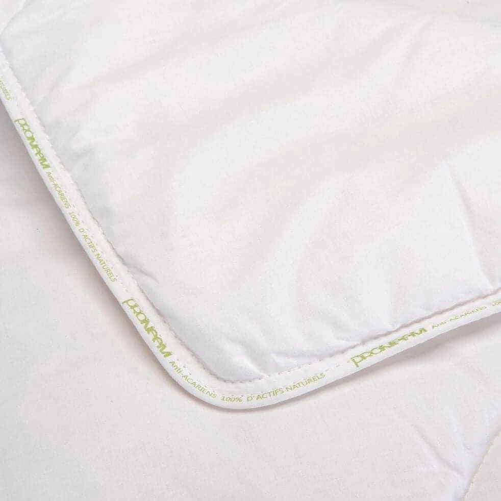 CAMILIA - Couette Chaude Anti-acariens Thermorégulatrice - 240x220cm 4 CAMILIA - Couette Chaude Anti-acariens Thermorégulatrice - 240x220cm – Image 2