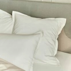 SATINE - Lot De 2 Taies D'oreillers En Satin Lavé De 65x65cm - Blanc Ventoux -chambre à coucher Soldes Lot de 2 taies d oreiller SATINE 27624920 A 1