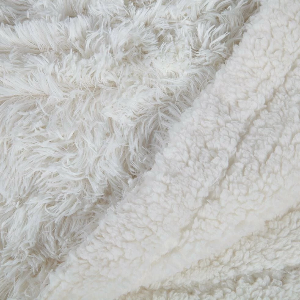 ELEC - Couvre-lit Imitation Fourrure En Polyester - Blanc 180x220cm 4 ELEC - Couvre-lit Imitation Fourrure En Polyester - Blanc 180x220cm – Image 2