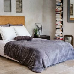 MARIUS - Couvre Lit Imitation Fourrure - Gris Restanque 180x220cm -chambre à coucher Soldes Plaid MARIUS 26465777 A 1