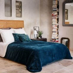 MARIUS - Couvre Lit Imitation Fourrure- Bleu Figuerolles 180x220cm -chambre à coucher Soldes Plaid MARIUS 27066348 A 1