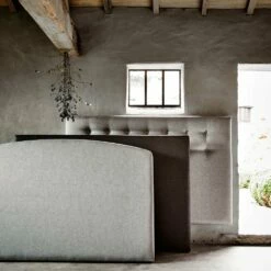 CORTIOU - Tête De Lit Galbée En Tissu - Gris Clair L170cm